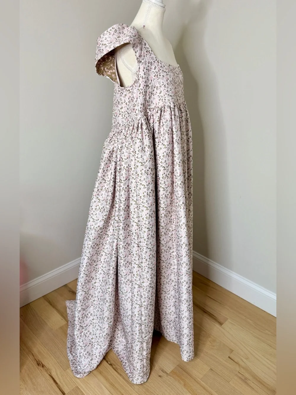 Selkie Bridgerton On a Cloud Maxi Sample Dress NWT Pink floral - Picture 5 of 7